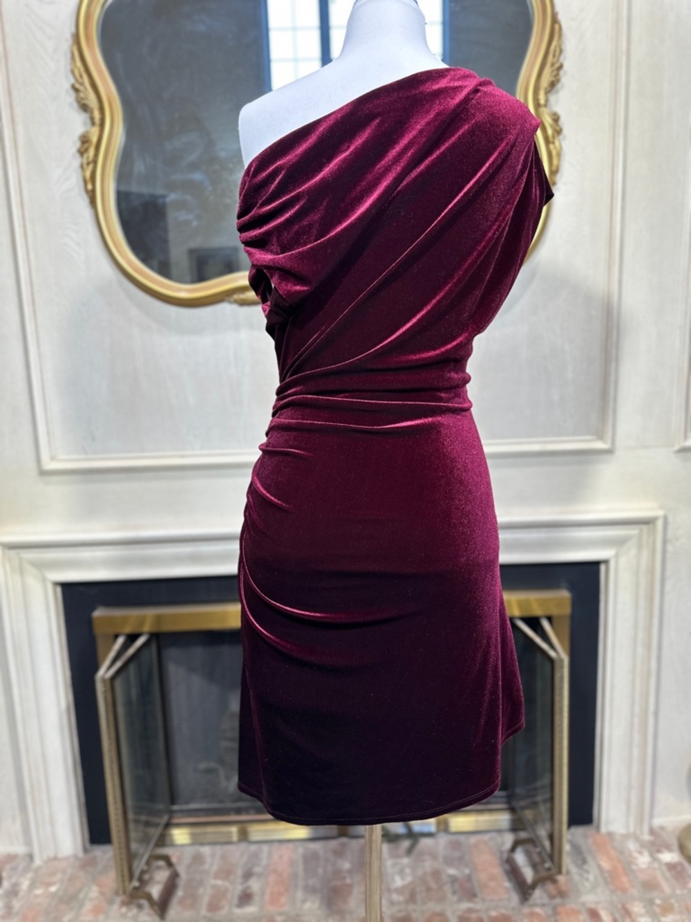 Premier Amour Dress 8 Burgundy Velvet One Shoulder Ruched Stretch Glamour - Picture 4 of 10